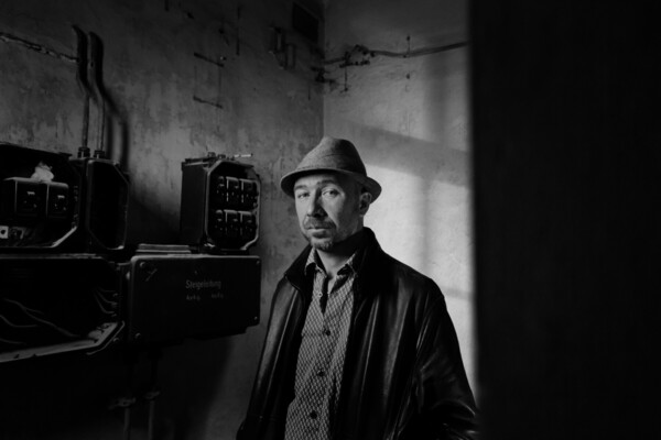 shack-solo-mario-by-mario-bergmann